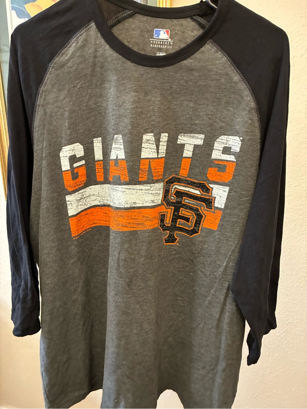 Genuine Merchandise San Francisco Giants Black and Gray MLB Logo Tee